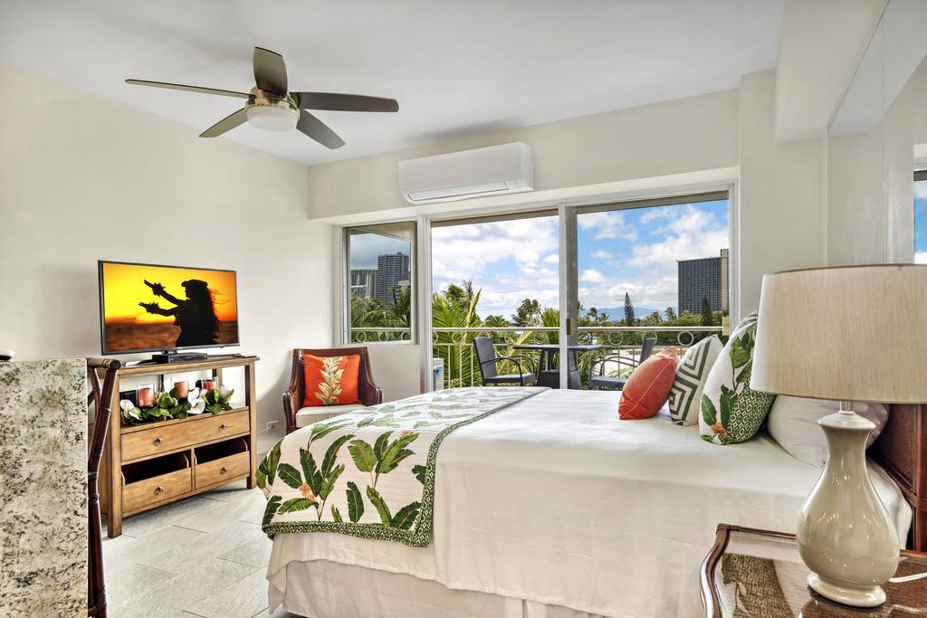 Waikiki Shore 515 Beachfront & Upgrade Διαμέρισμα Χονολουλού Εξωτερικό φωτογραφία